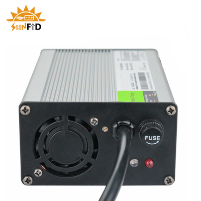 cargador de batería de litio de 12v Ebike 24v 36v 48v 52v 60v 72v para la bifurcación eléctrica de la vespa eléctrica